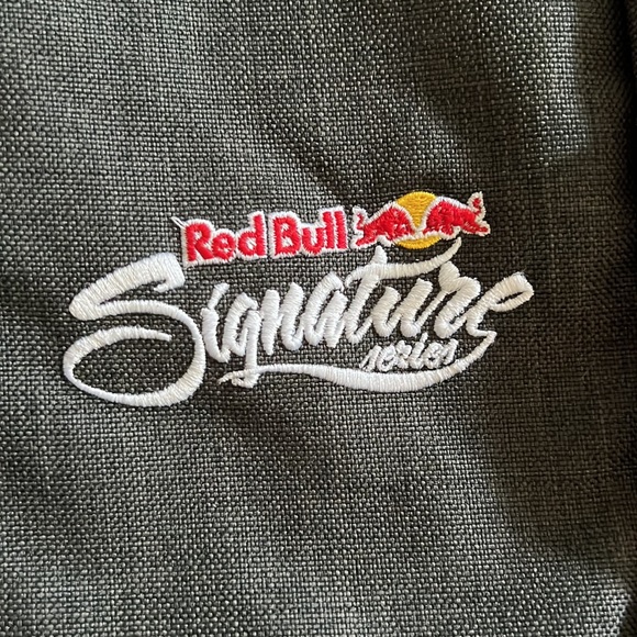 Dakine Backpack - Picture 3 of 7